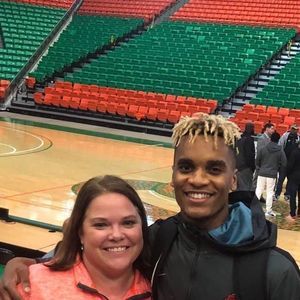 Meet your Posher, Tara